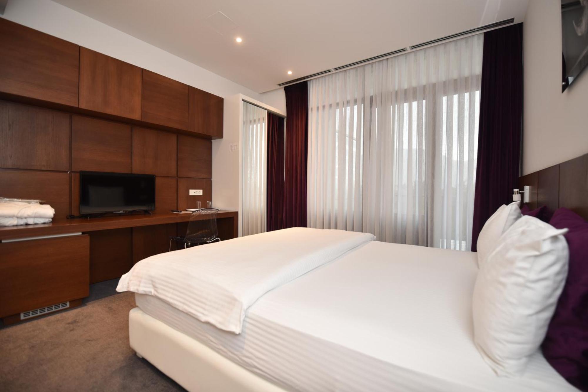 Sesto Senso Hotell Trebinje Eksteriør bilde